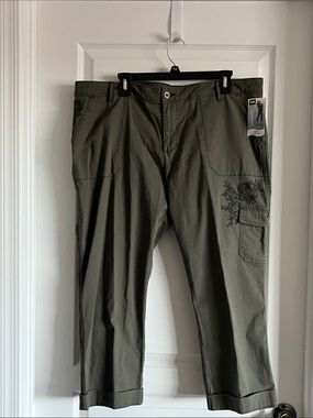 Lee Olive Green Cargo Pants with Embroidered Pocket